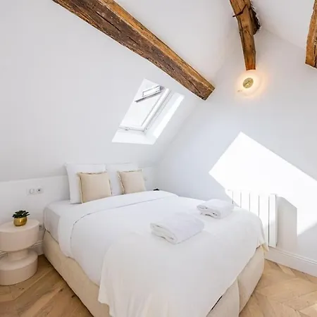 3 Bedrooms Sacrée Cœur Place Du Tertre Montmartre