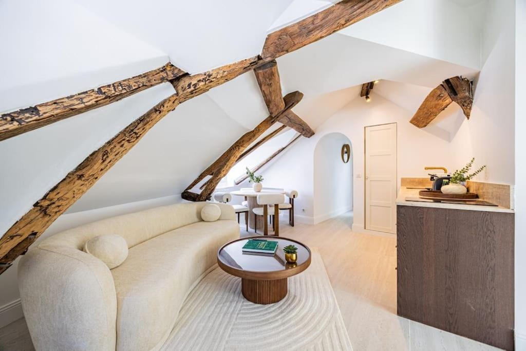 Appartamento 3 Bedrooms Sacrée Cœur Place Du Tertre Montmartre
